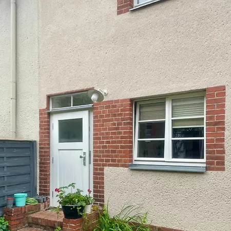 Suedstadt-perle - Haus Mit 3 Zimmern, Kueche Und Garten