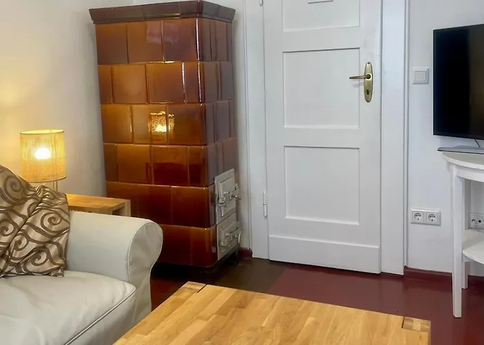 Suedstadt-perle - Haus Mit 3 Zimmern, Kueche Und Garten 아파트 괴를리츠