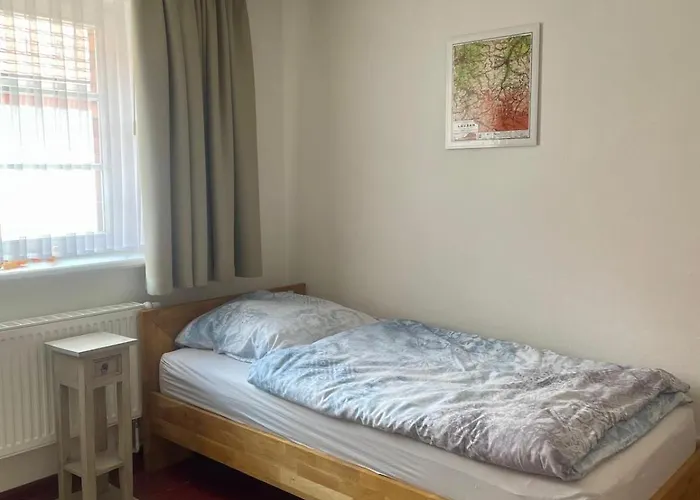 아파트 Suedstadt-perle - Haus Mit 3 Zimmern, Kueche Und Garten 괴를리츠