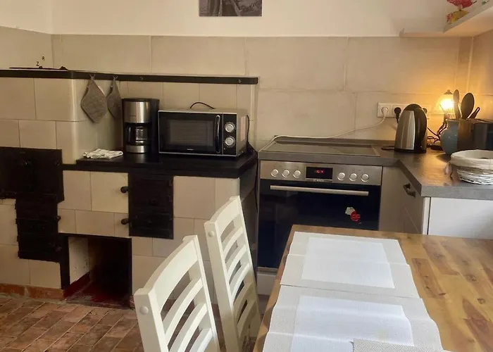 Suedstadt-perle - Haus Mit 3 Zimmern, Kueche Und Garten *